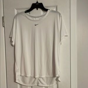 Nike Women's White Dri Fit Top Size XL